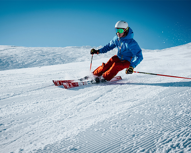 <span style="text-shadow: 0px 4px 8px rgba(0,0,0,0.5);">Ski</span>